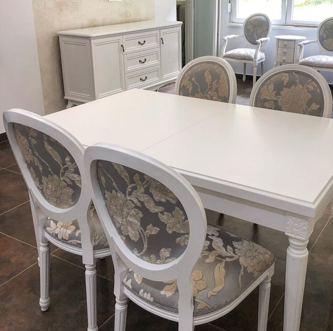 8-Seater Family Table — Dining Table